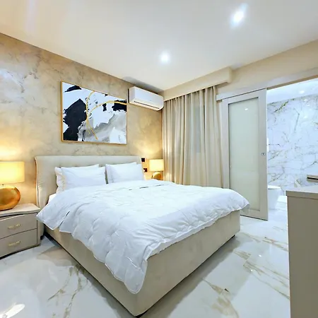 Luxury Living - Seafront Haven In - Malta Sliema