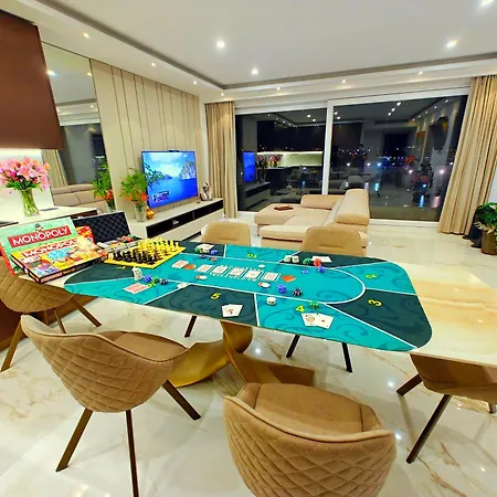 Luxury Living - Seafront Haven In - Malta