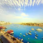 Luxury Living - Seafront Haven In - Malta * Sliema
