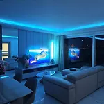 Luxury Living - Seafront Haven In - Malta