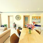 Luxury Living - Seafront Haven In - Malta *