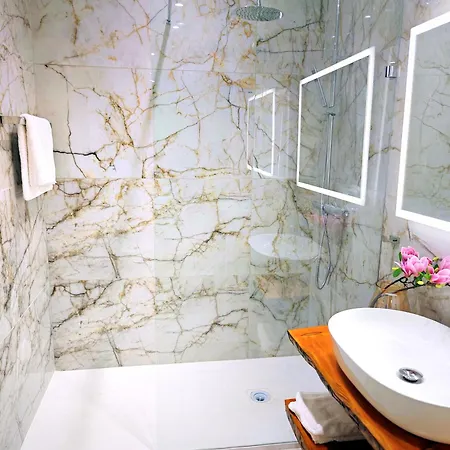 Apartament Luxury Living - Seafront Haven In - Malta *