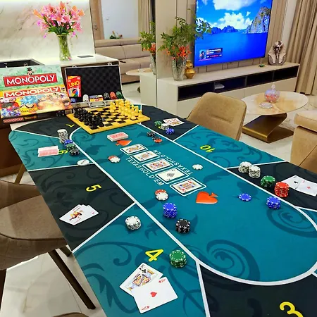 Luxury Living - Seafront Haven In - Malta Apartamento