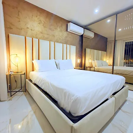 Apartment Luxury Living - Seafront Haven In - Malta Sliema