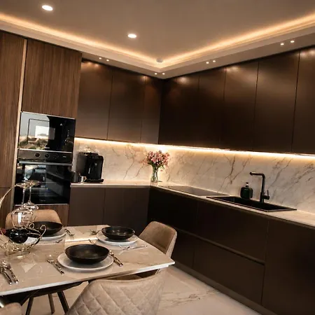 Luxury Living - Seafront Haven In - Malta Sliema