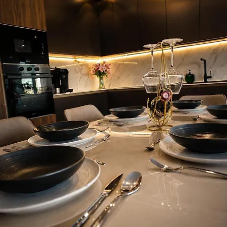 Luxury Living - Seafront Haven In - Malta Lägenhet Sliema