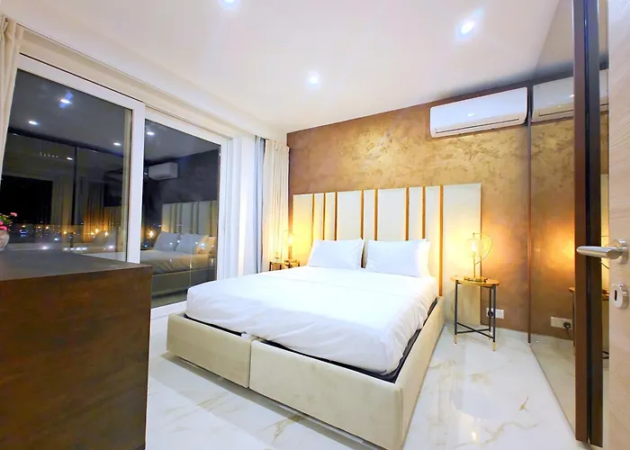 公寓 Luxury Living - Seafront Haven In - Malta 斯利马