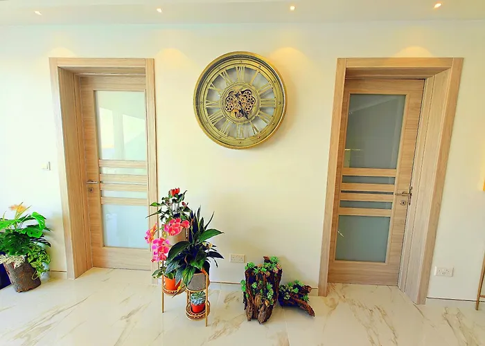 Luxury Living - Seafront Haven In - Malta 公寓 斯利马