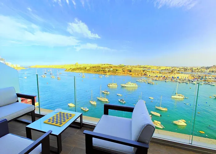Luxury Living - Seafront Haven In - Malta 公寓 斯利马