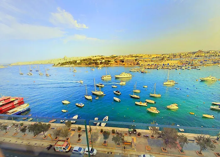 Luxury Living - Seafront Haven In - Malta 公寓 斯利马