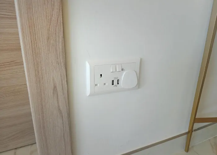 Luxury Living - Seafront Haven In - Malta *