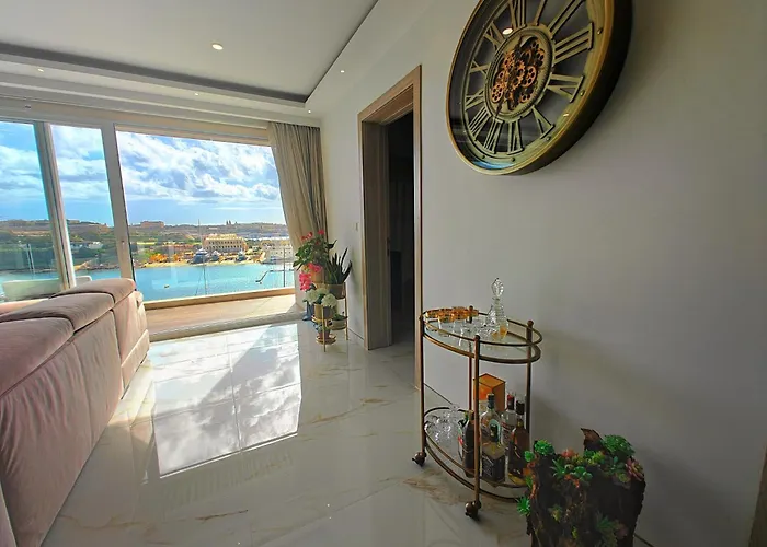 公寓 Luxury Living - Seafront Haven In - Malta 斯利马